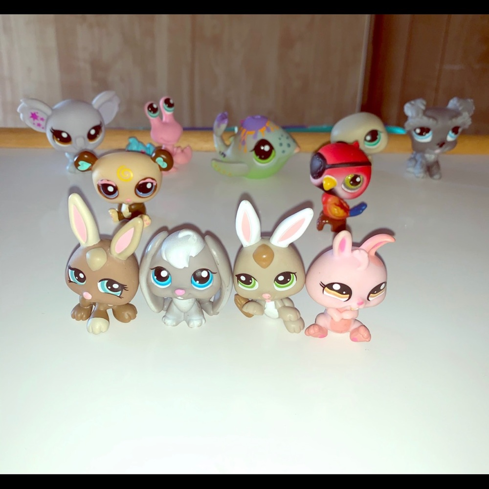 Littlest pet shop lot